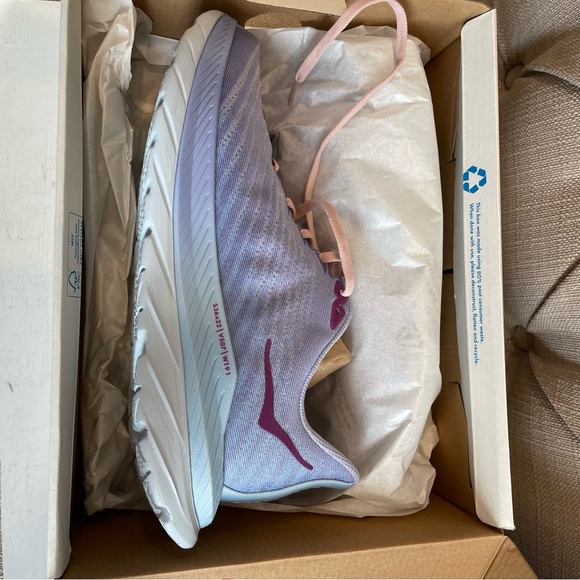Hoka One One Women’s March 5 Size 8B Lavender Peach NIB Running Shoes - Picture 8 of 8